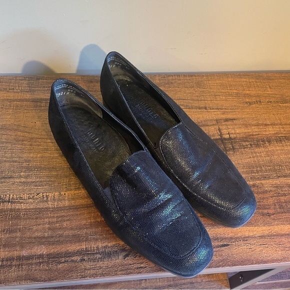 Munro AMERICAN Black Stretch Leather slip on Loafers shoes Woman’s 8 - Picture 1 of 6